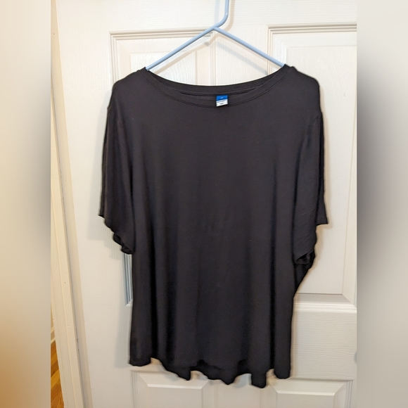 Old Navy Tops - Old Navy Luxe tee